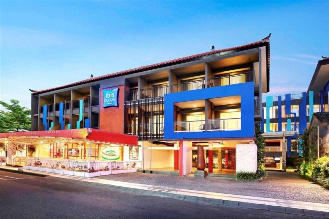 Primera Hotel Seminyak Exterior foto