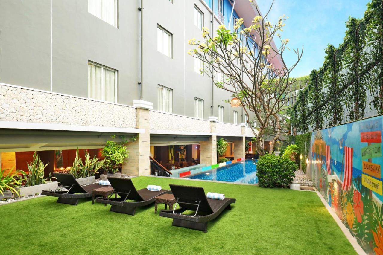 Primera Hotel Seminyak Exterior foto